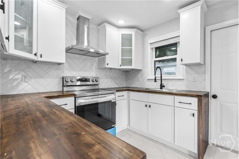 2102 Auburn St - Photo 7 of 18