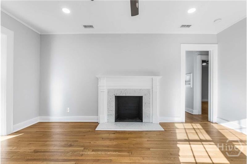 2140 E 42nd St - Photo 7 of 25