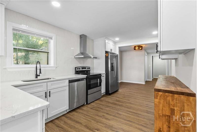 2157 California Ave - Photo 4 of 24