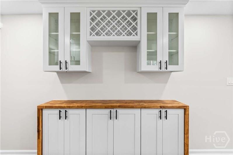 2157 California Ave - Photo 6 of 24