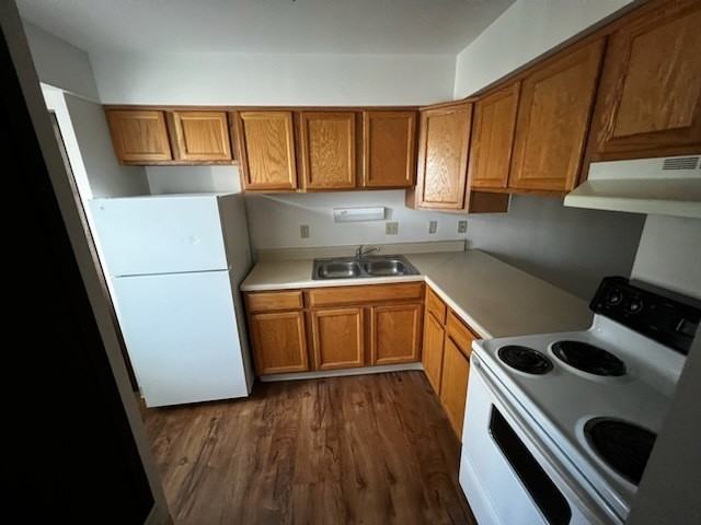 Cloverlane Apartments - Photo 3 of 12