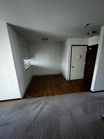 Cloverlane Apartments - Photo 6 of 12