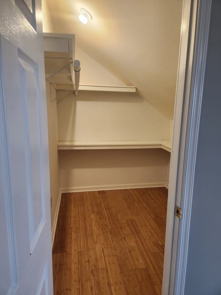 20-22 Yates Avenue #3 - Photo 7 of 13