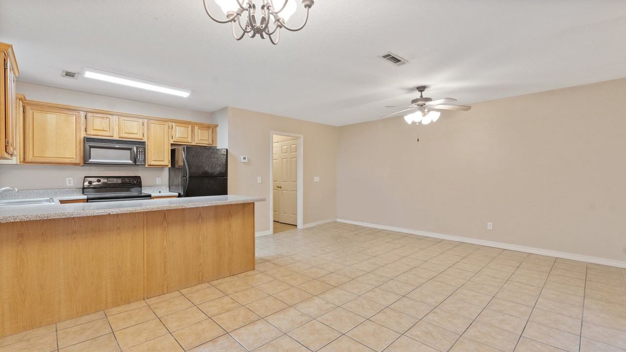 2600 Bowman Dr #2600B - Photo 3 of 13