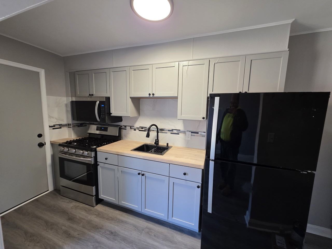 1109 Wheeler Ave - Photo 5 of 6