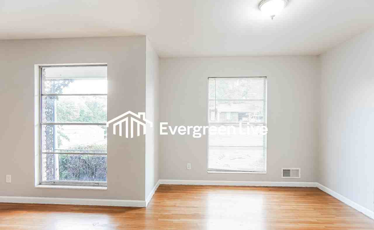 723 Gramor Dr - Photo 4 of 16