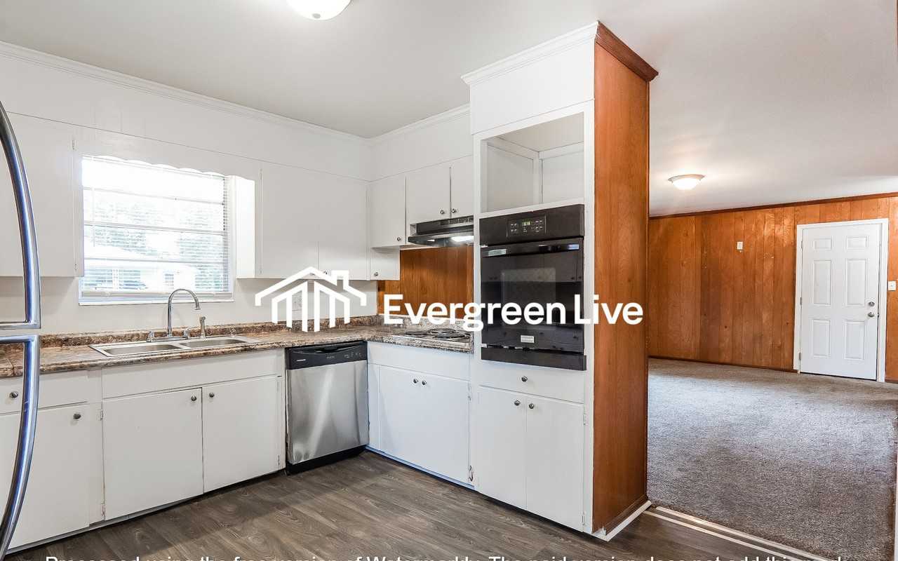 723 Gramor Dr - Photo 6 of 16