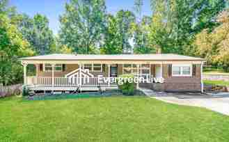 913 27th Ave Ne - Photo 1 of 1