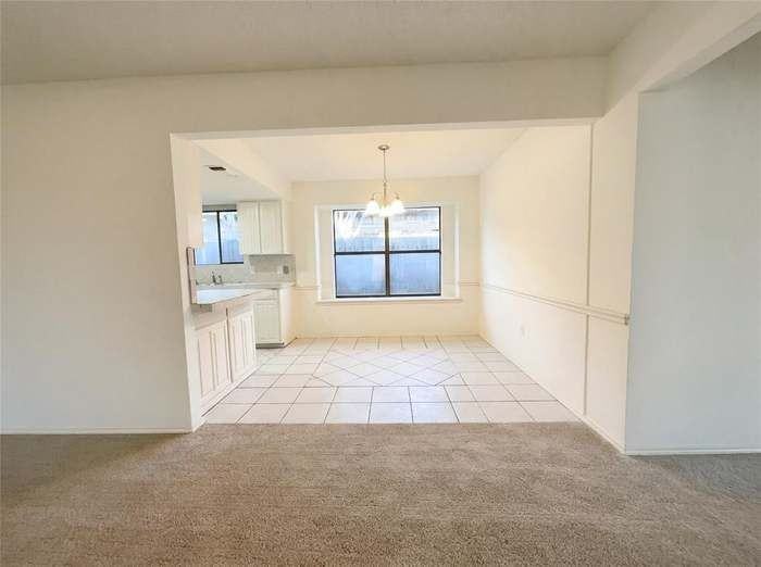 709 Sandy Trl - Photo 7 of 16