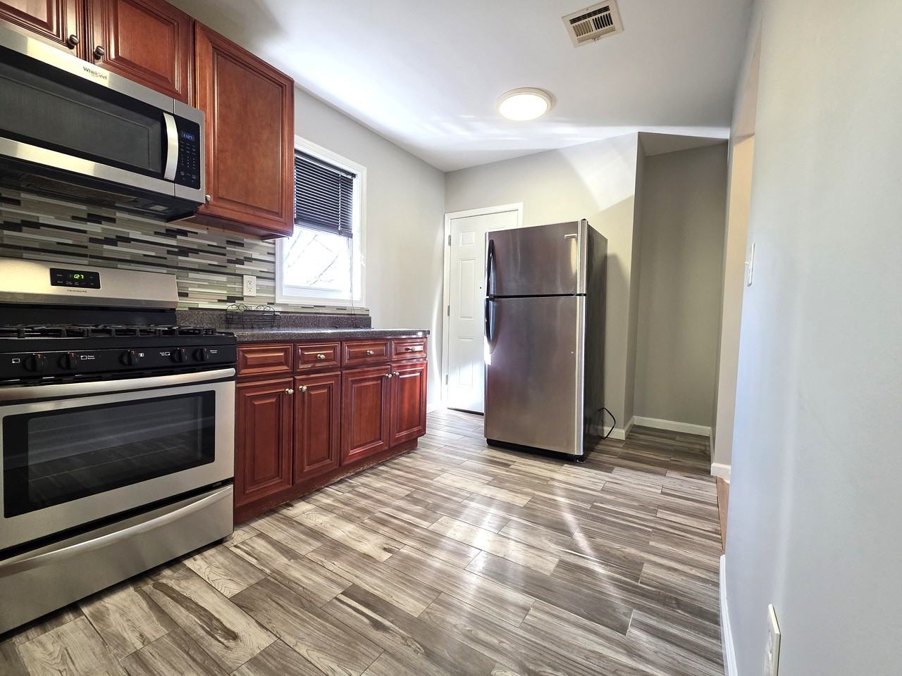 20 Yates Avenue #3 - Photo 2 of 12