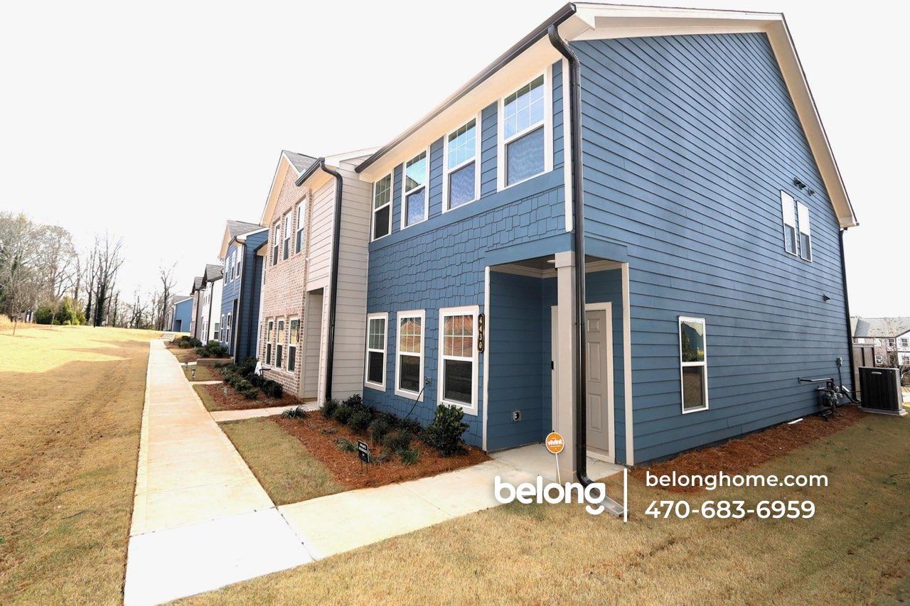 4430 Ryan St - Photo 2 of 4