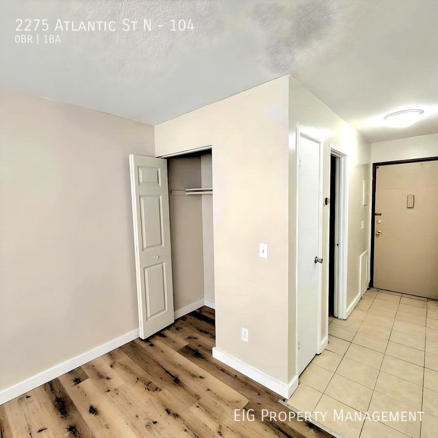 Maplewood Manor - Photo 7 of 35