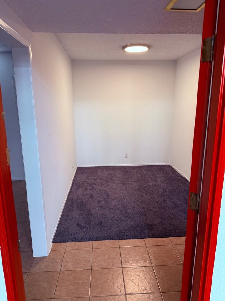 1434 25th Street #2 - Photo 3 of 21