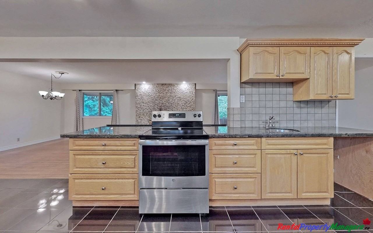 768 Como Lake Avenue - Photo 7 of 25