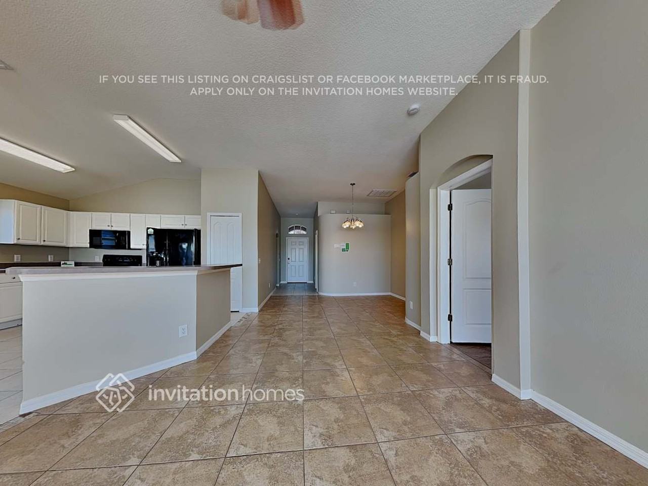 8414 Canterbury Lake Blvd - Photo 3 of 19