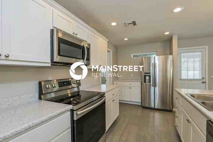 6131 E 25th St - Photo 4 of 16