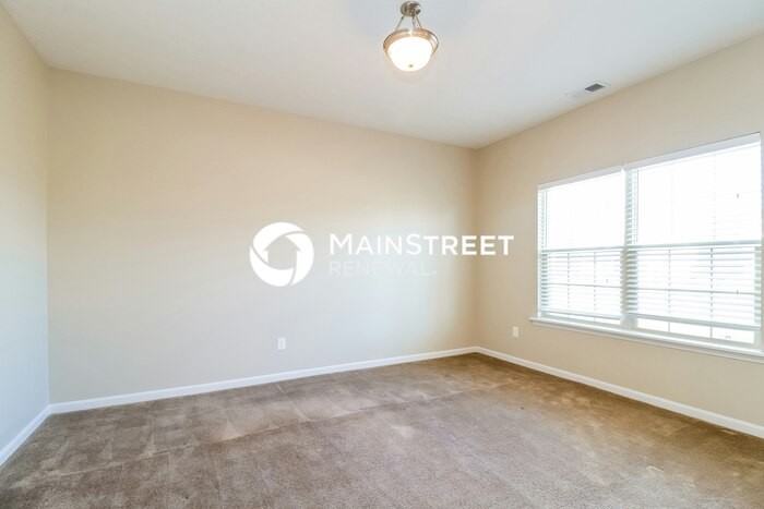 10008 Crooked Oak Way - Photo 2 of 16