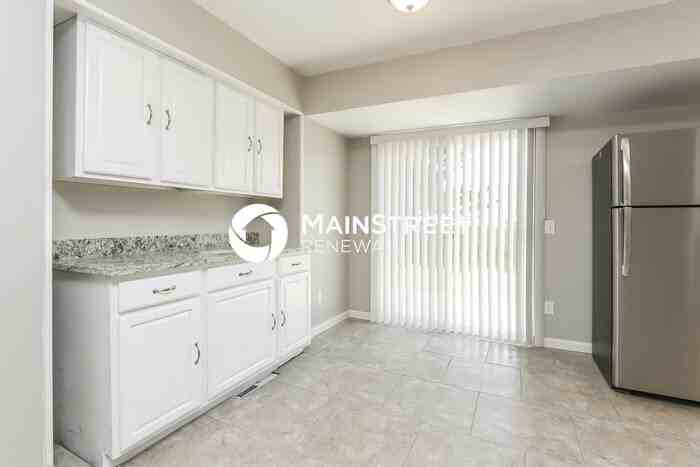 5002 Sonata Dr - Photo 6 of 16