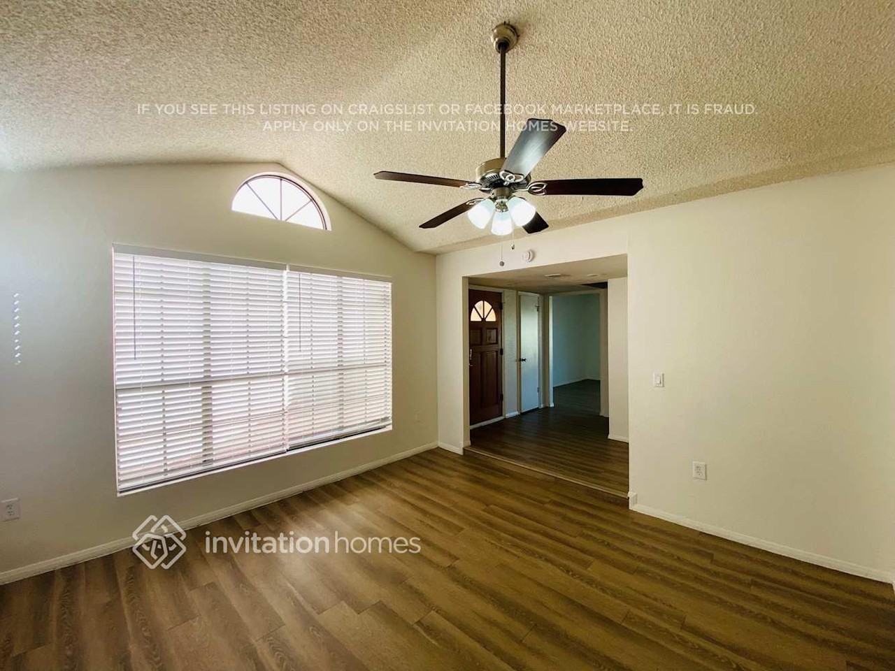 501 N Redrock St - Photo 5 of 24