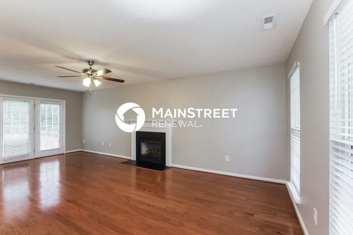 3013 Trellis Ln - Photo 4 of 17