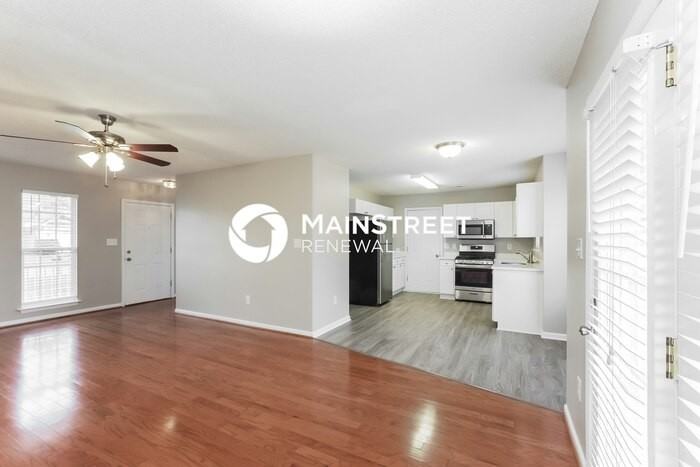 3013 Trellis Ln - Photo 6 of 17