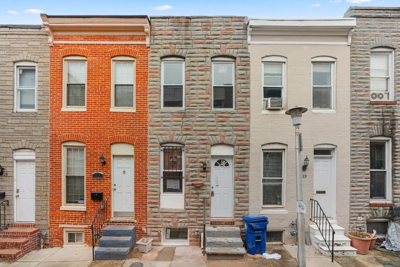 15 N Bradford St - Photo 5 of 15