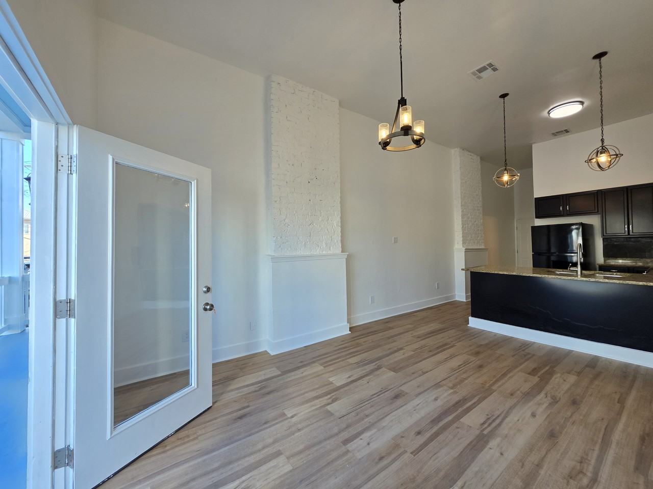 2624 Palmyra St #2624 - Photo 4 of 20