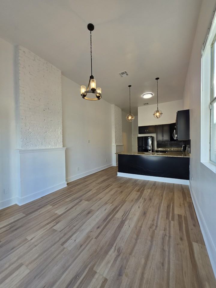 2624 Palmyra St #2624 - Photo 6 of 20