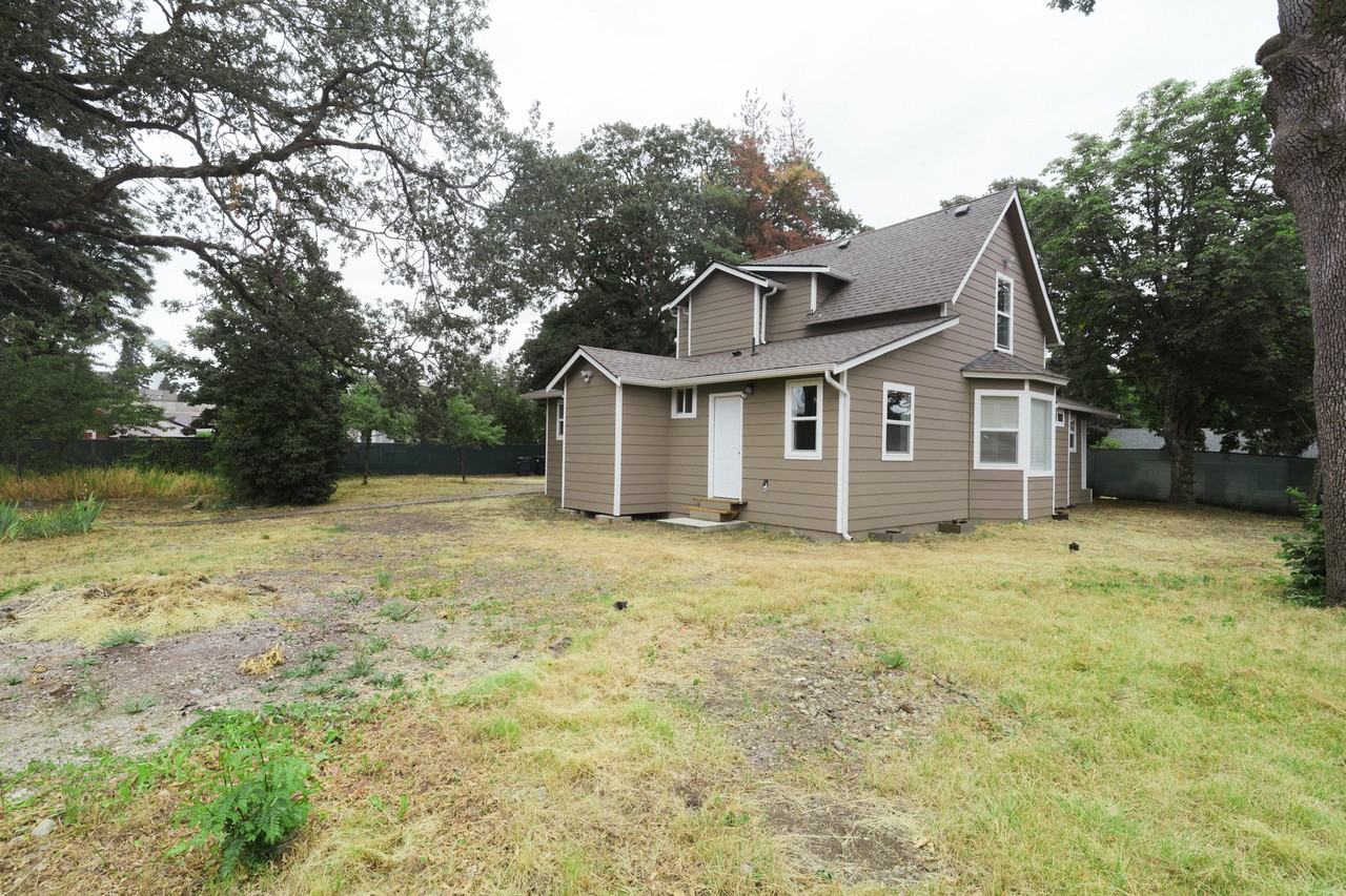 313 119th St S #NA - Photo 6 of 36