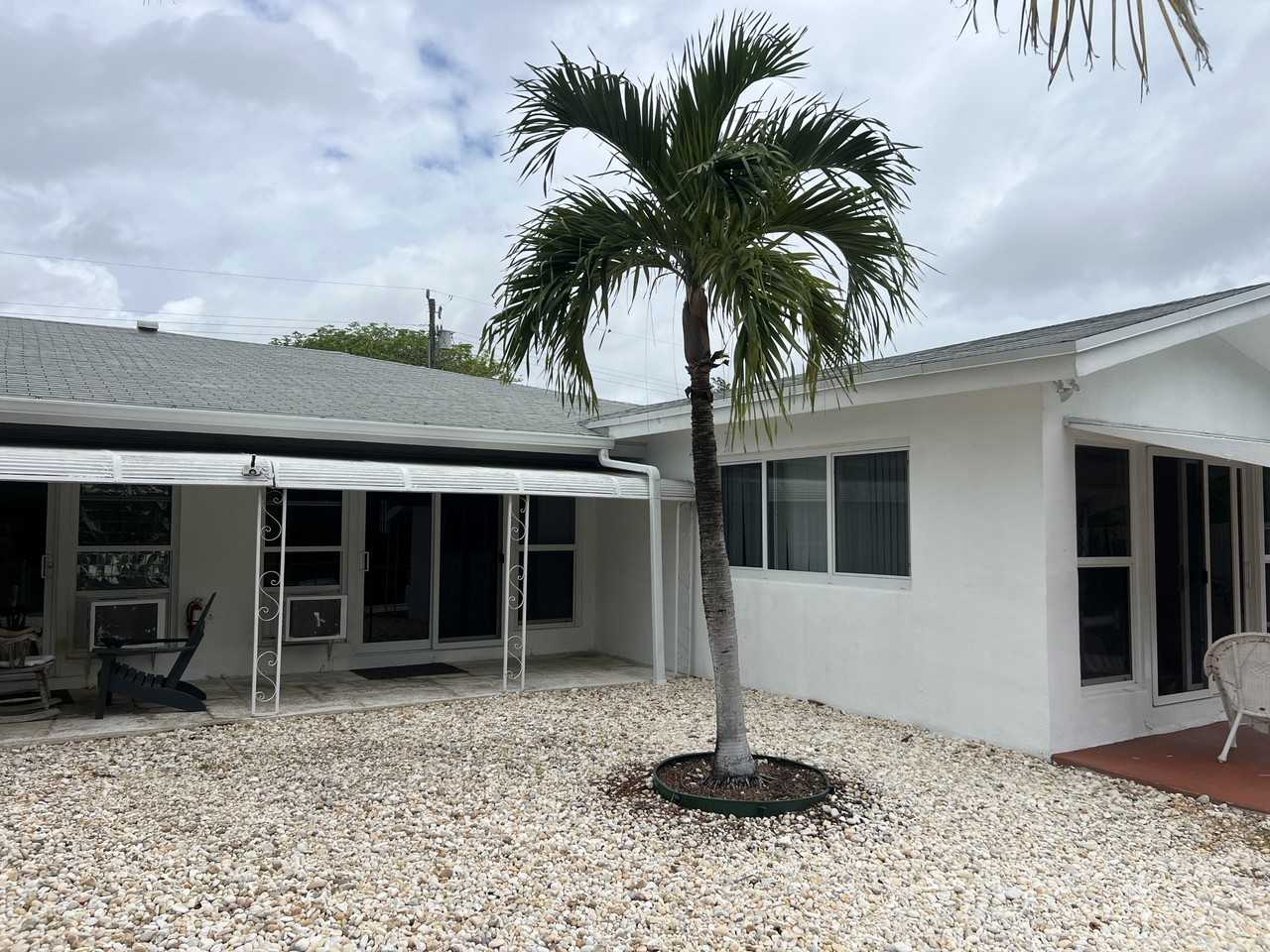 13155 Emerald Dr #3 - Photo 5 of 19