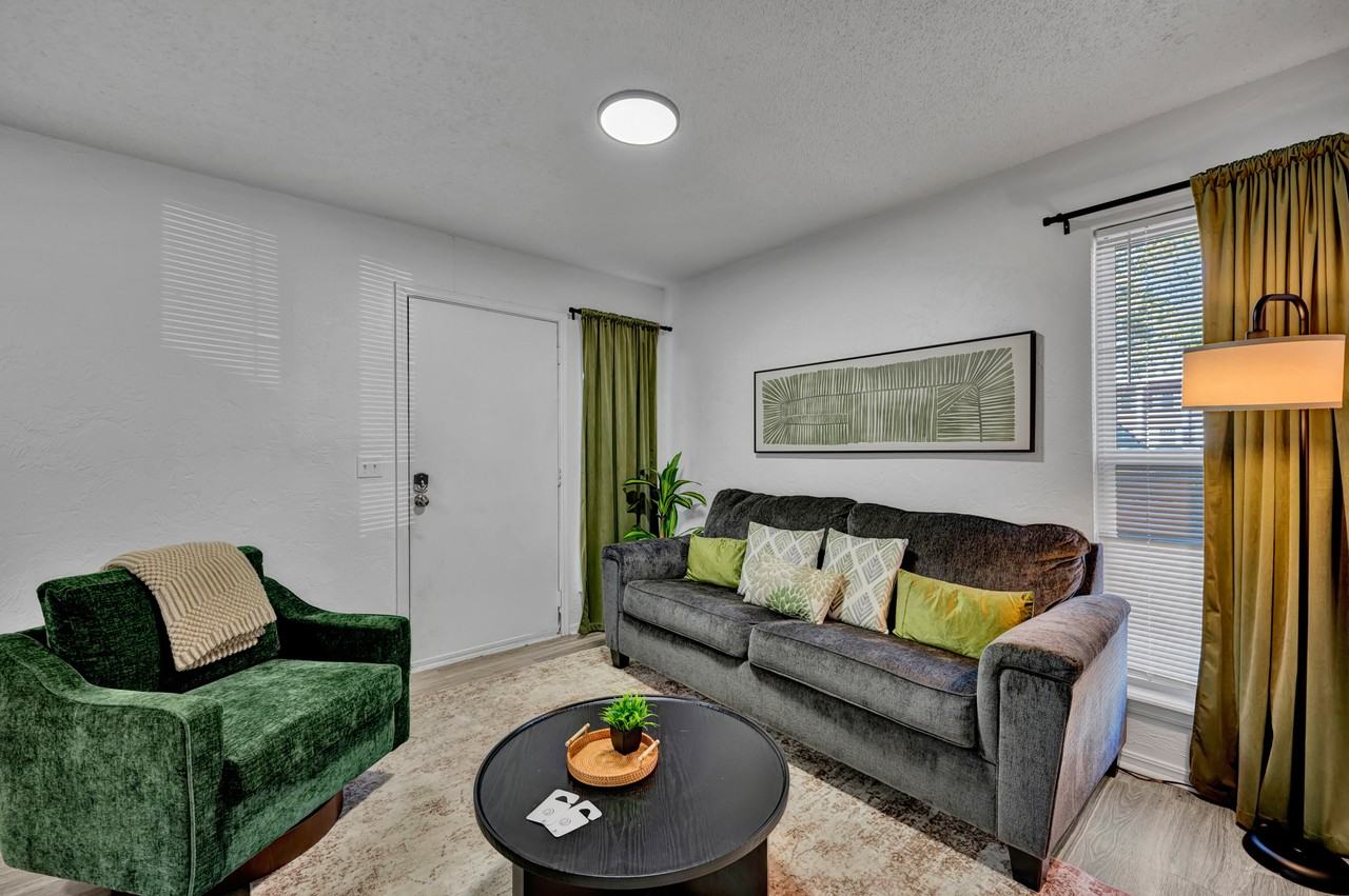 1309 W 3rd Ave #B1 - Photo 3 of 30