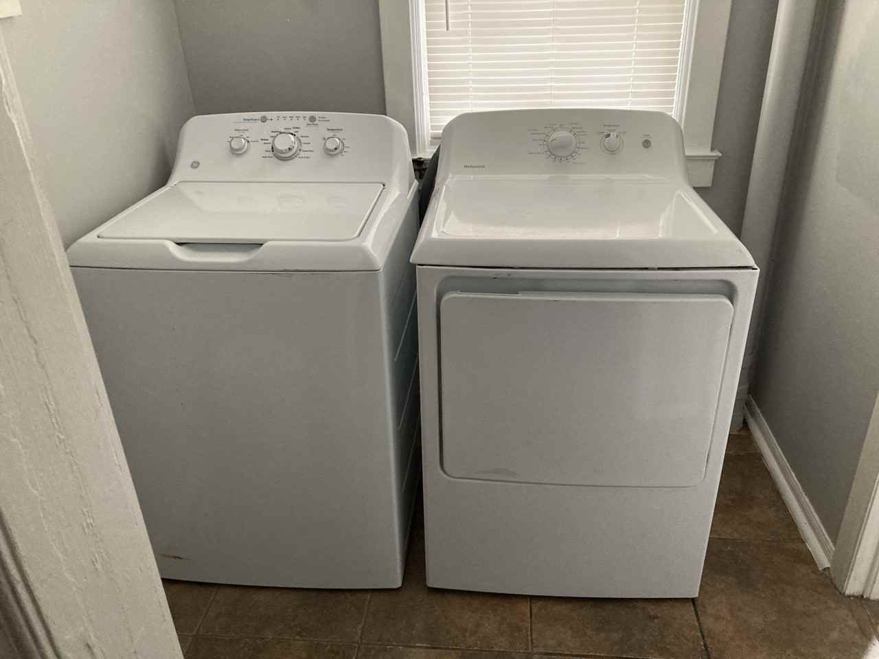 3327 Wyandotte St #NA - Photo 3 of 18