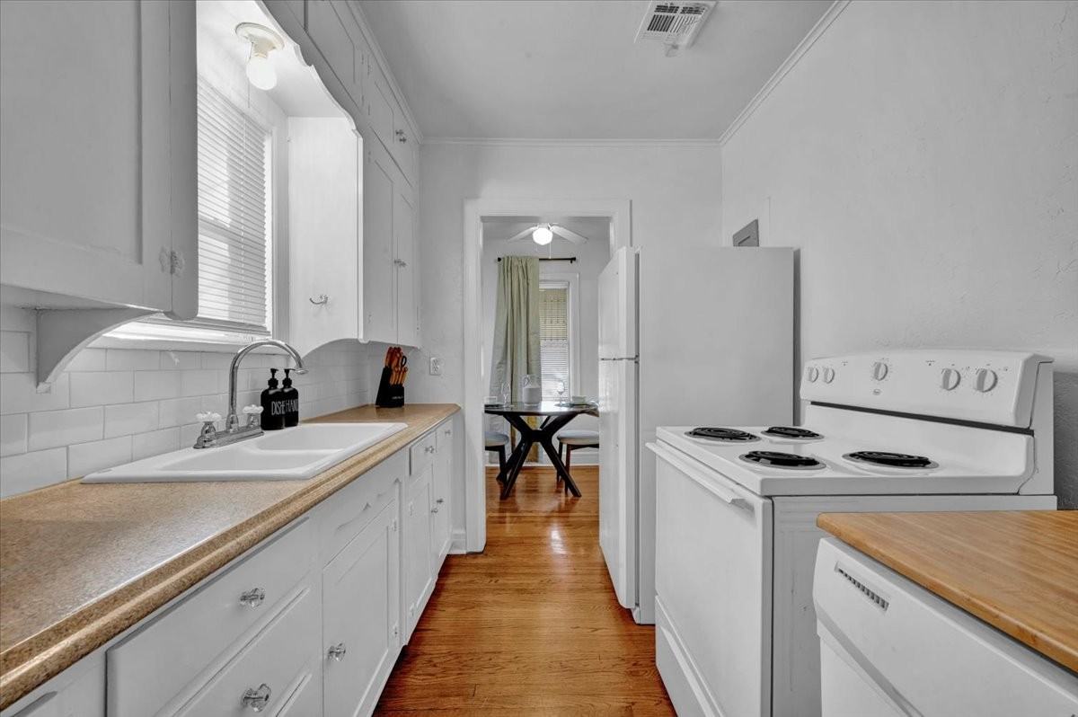 Nw 39th St #1500 - Photo 5 of 40