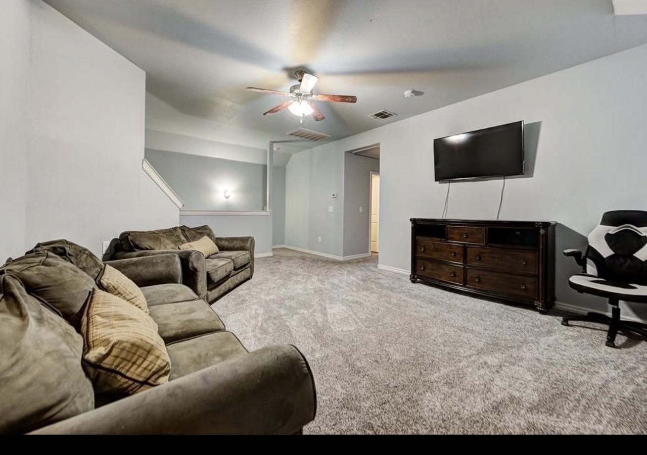 11905 Whitney Way #NA - Photo 4 of 19