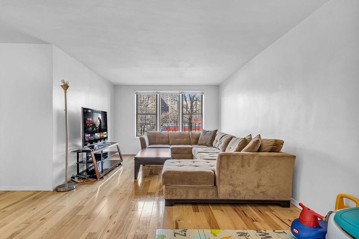 2860 Bailey Ave #2A - Photo 7 of 12