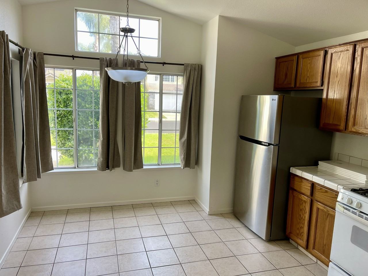 6031 Creek Bend Dr #NA - Photo 4 of 9