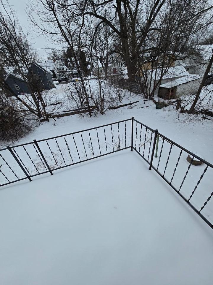 210 Hendricks St - Photo 3 of 4