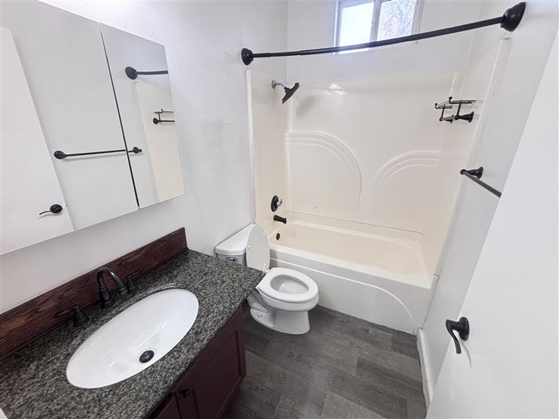 343 S 100 E #343S - Photo 3 of 9