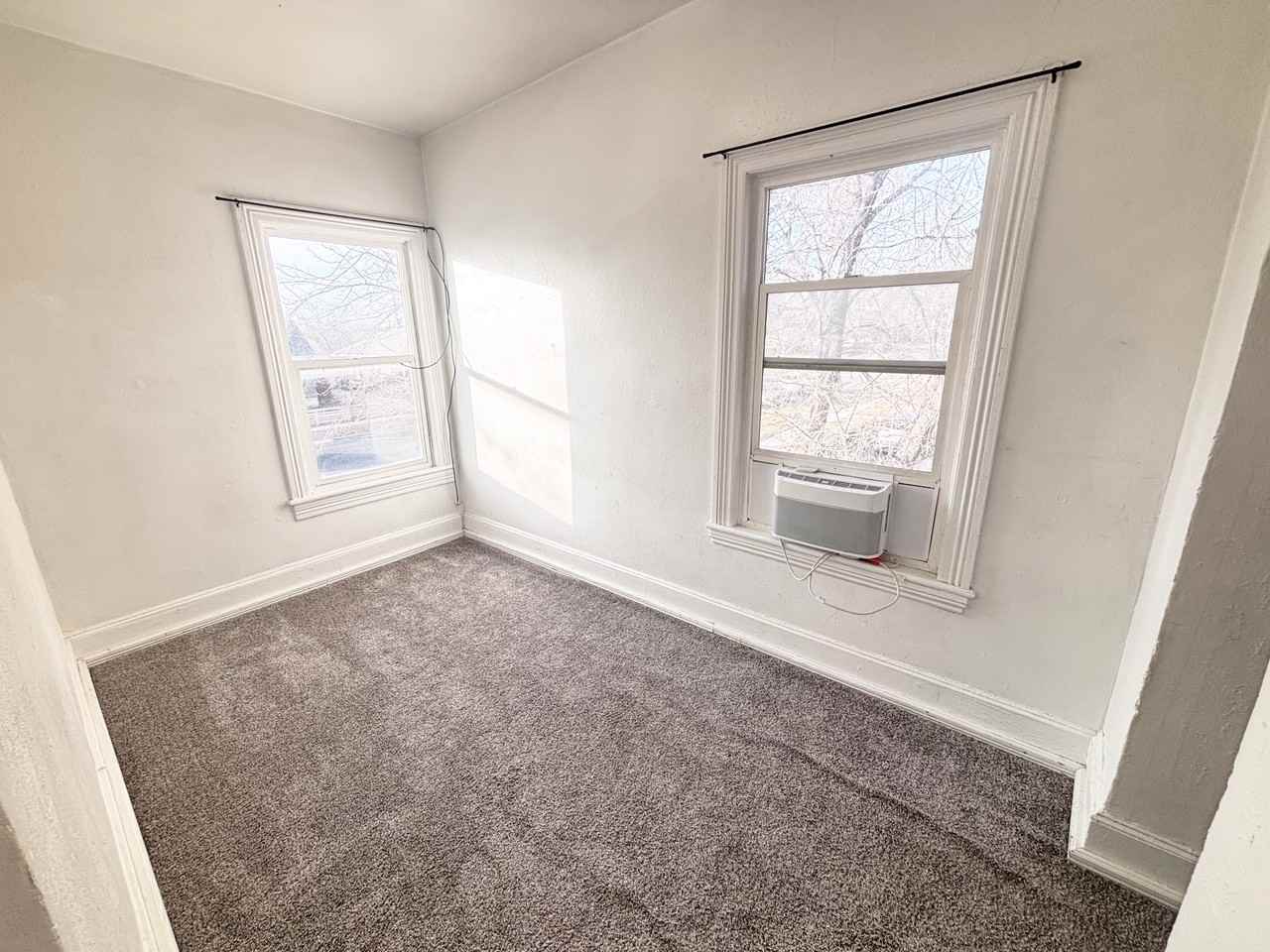 343 S 100 E #343S - Photo 7 of 9