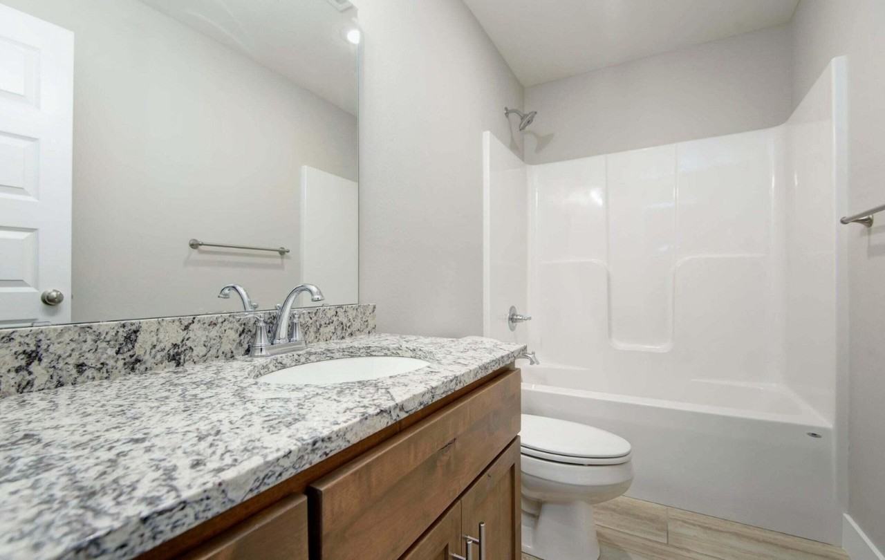 698 N Glenwood Ave #NA - Photo 6 of 13