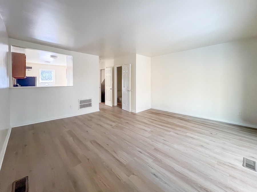 32 Fox Hill Dr #32 - Photo 4 of 19