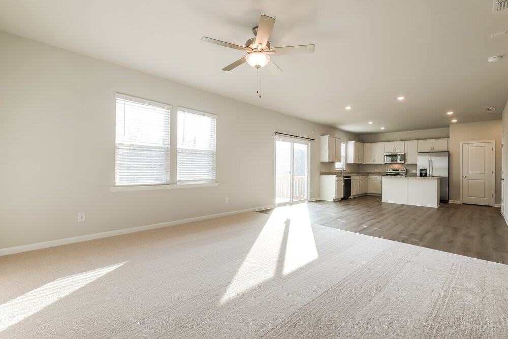 3174 Bronte Ct Se - Photo 7 of 18