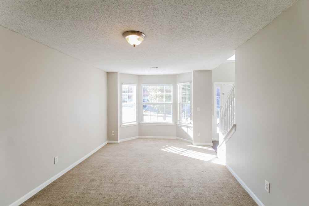 1972 Bridgestone Cir - Photo 5 of 17