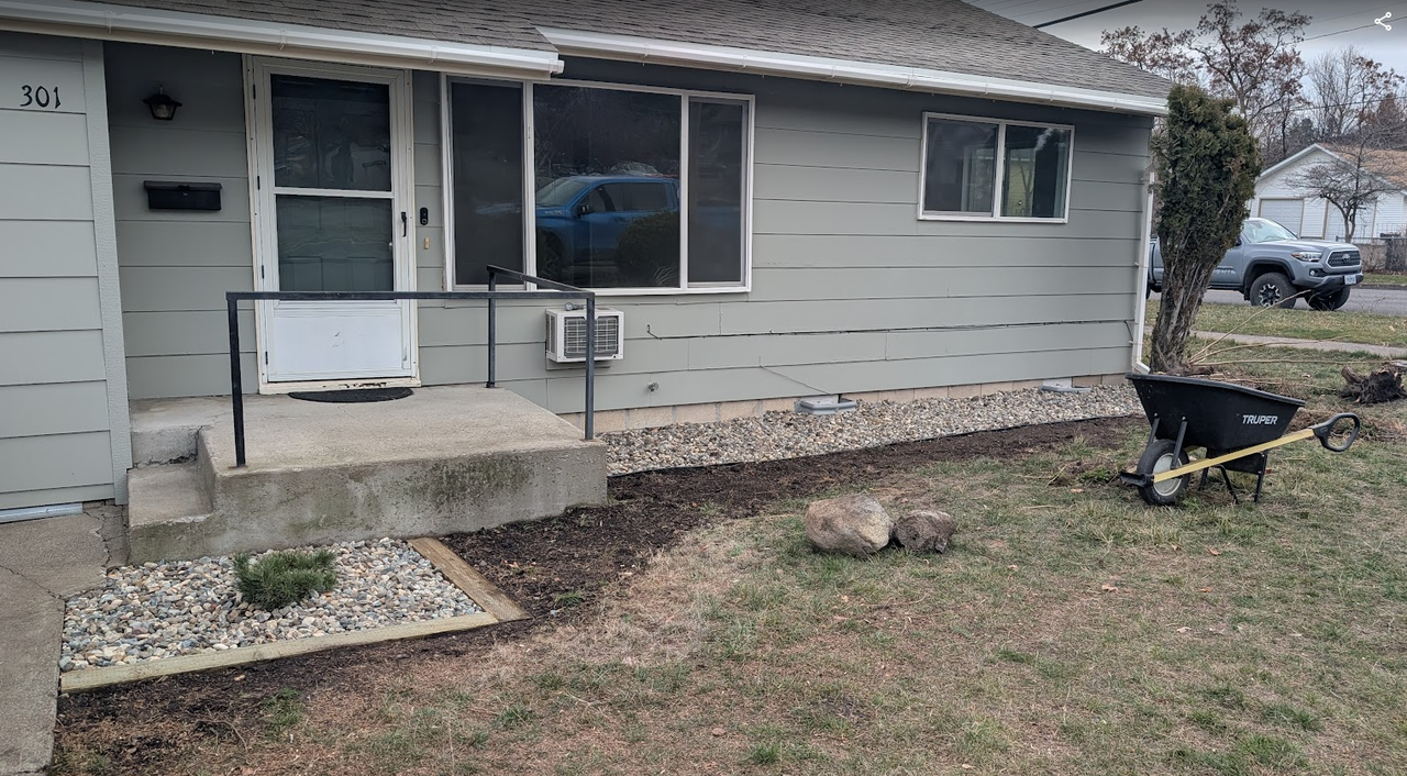 301 Cedar St #NA - Photo 2 of 11