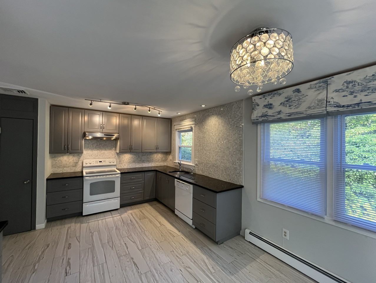 21 Jones Ct #NA - Photo 5 of 24