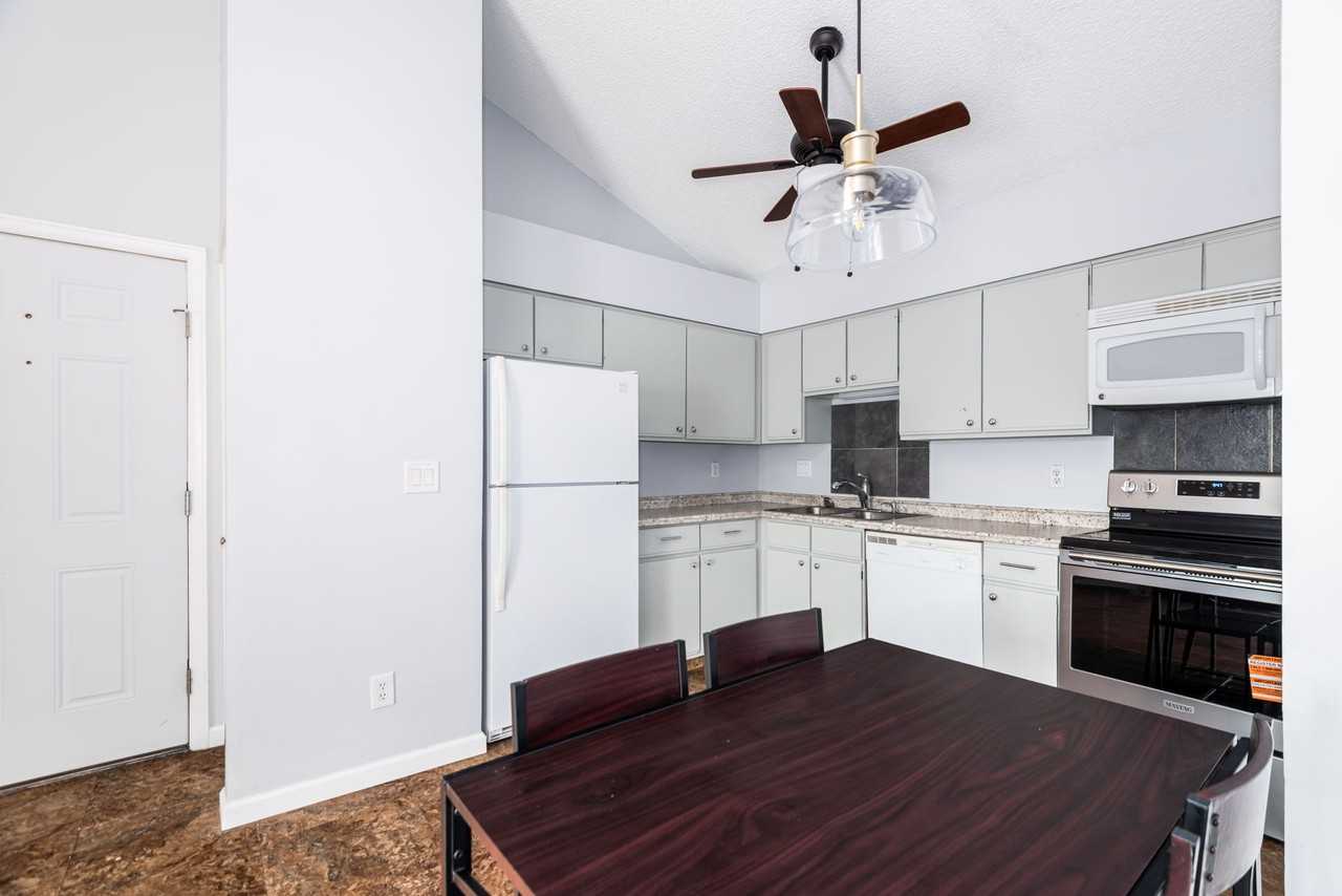 8803 Colorado Boulevard - 304Unit 304 #304 - Photo 6 of 37