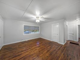 featured image of 208 E Graham St #1