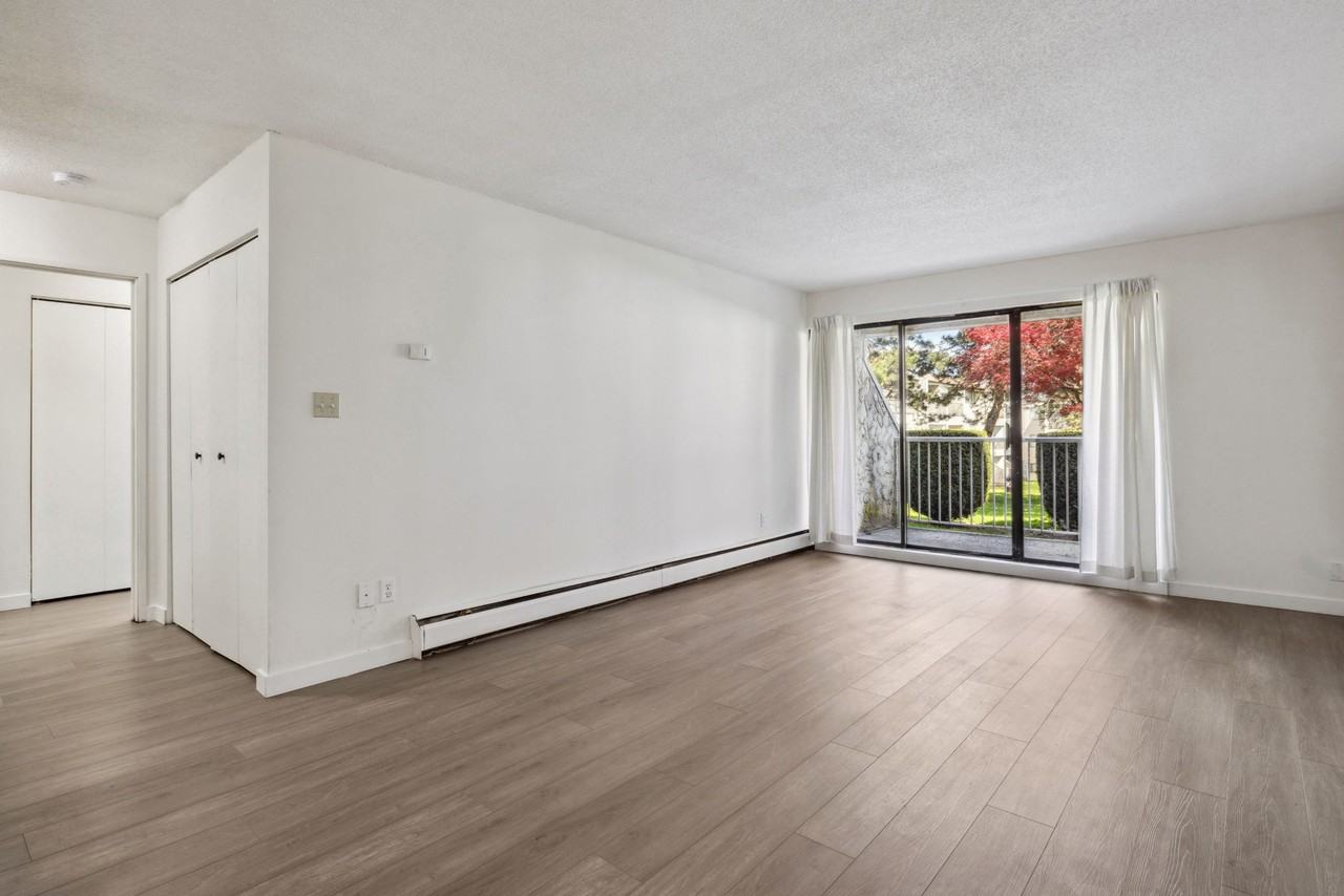 Guildford Gardens - Photo 2 of 15