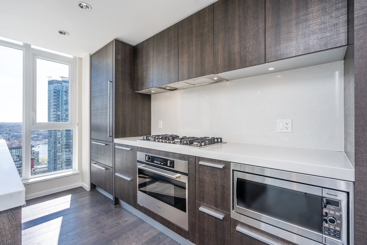 1351 Continental St - Photo 6 of 50