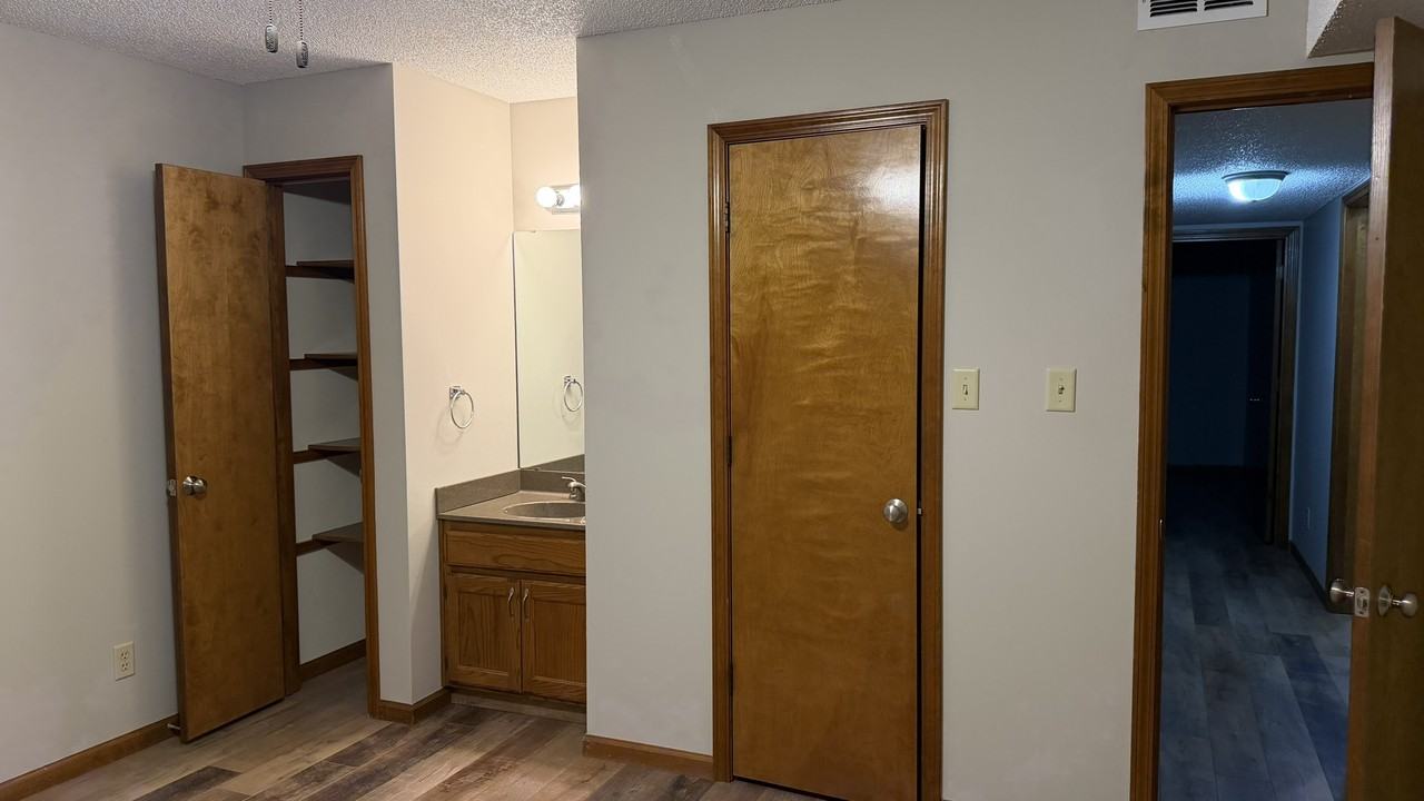 2001 Sw Belle Ave #2 - Photo 7 of 13